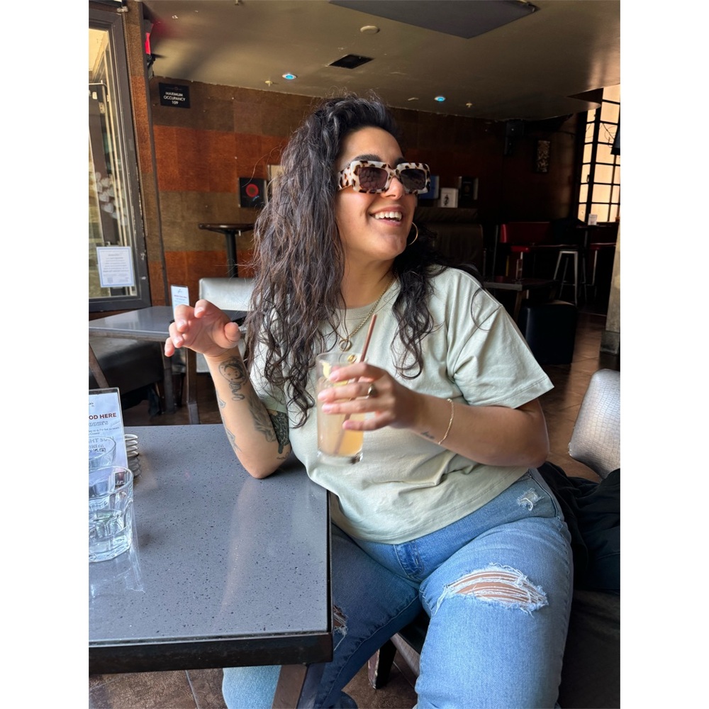 Meet your Posher, Isabella